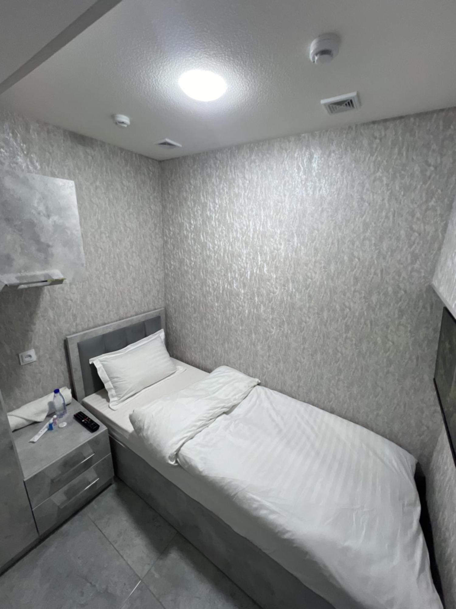 Revel Hotel Tashkent Bagian luar foto