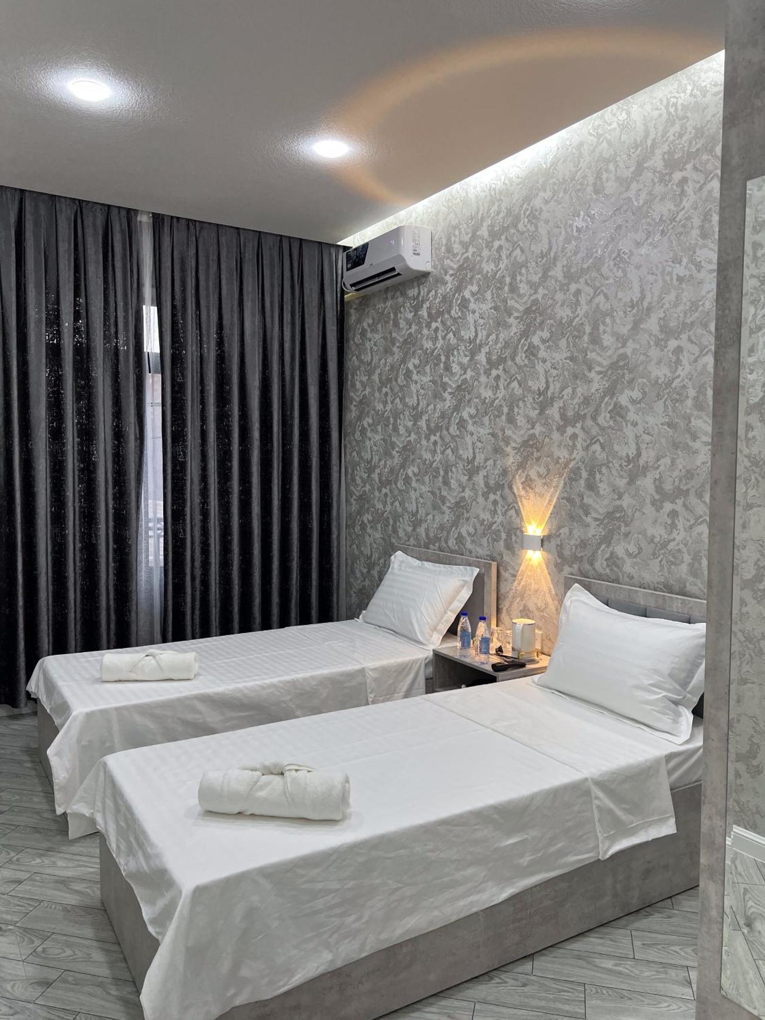 Revel Hotel Tashkent Bagian luar foto